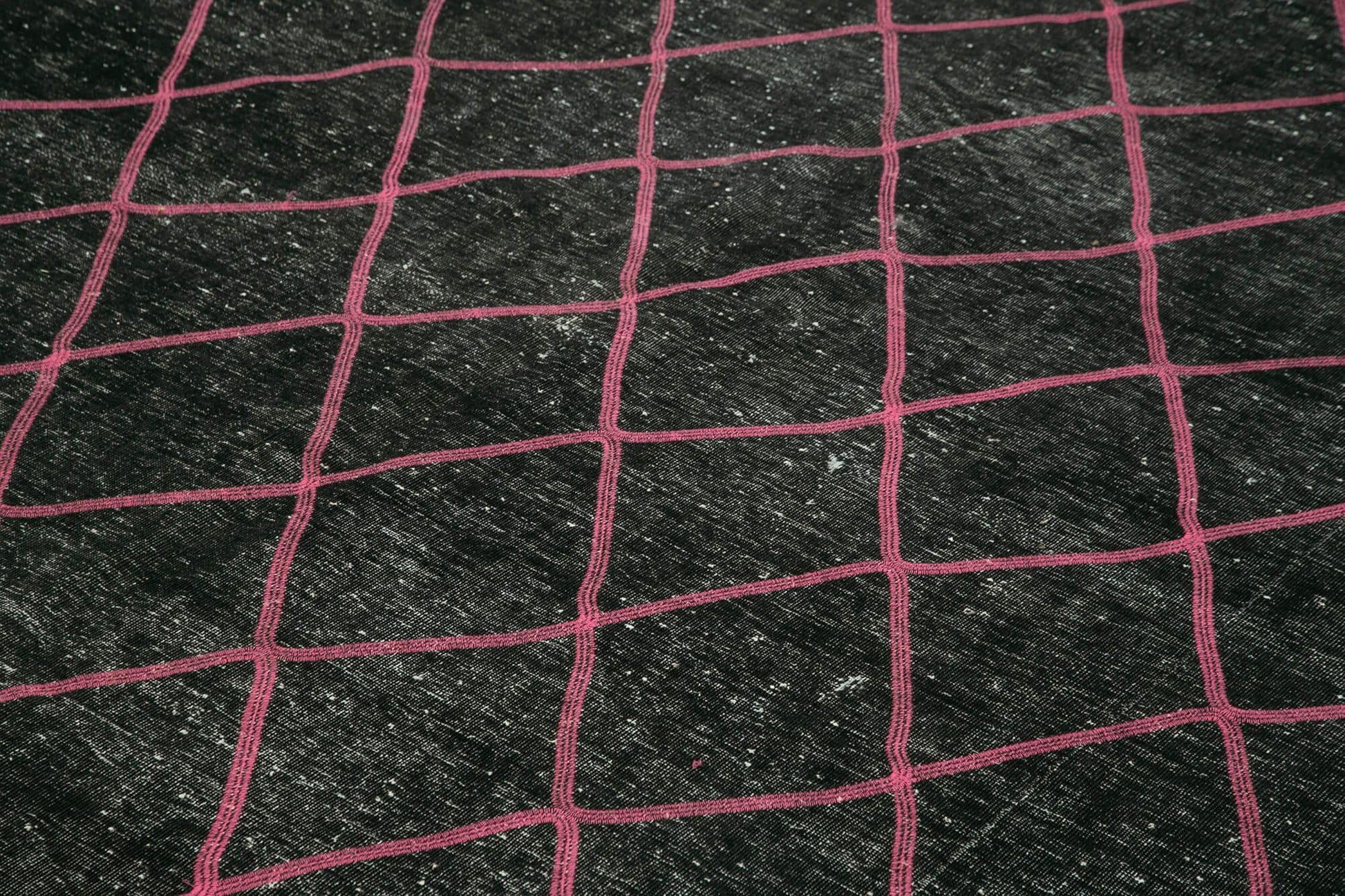 Geometric Carpet Siyah Geometrik Pamuk Yün El Dokuma Halısı 293x390 Agacan