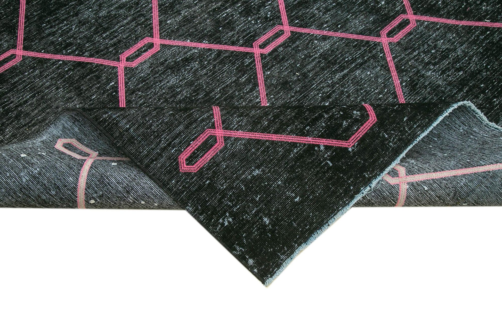 Geometric Carpet Siyah Geometrik Pamuk Yün El Dokuma Halısı 300x462 Agacan
