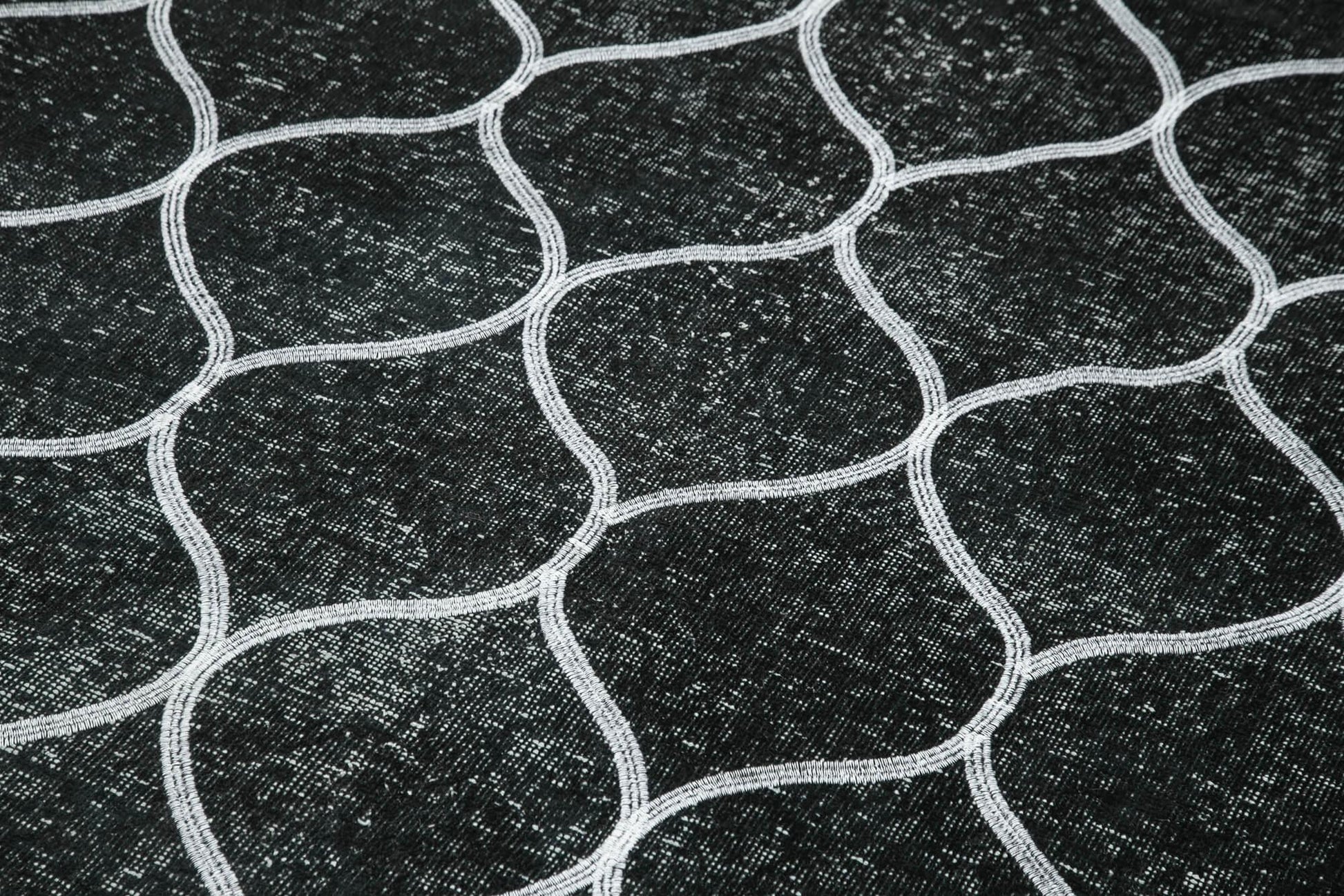 Geometric Carpet Siyah Geometrik Pamuk Yün El Dokuma Halısı 145x396 Agacan