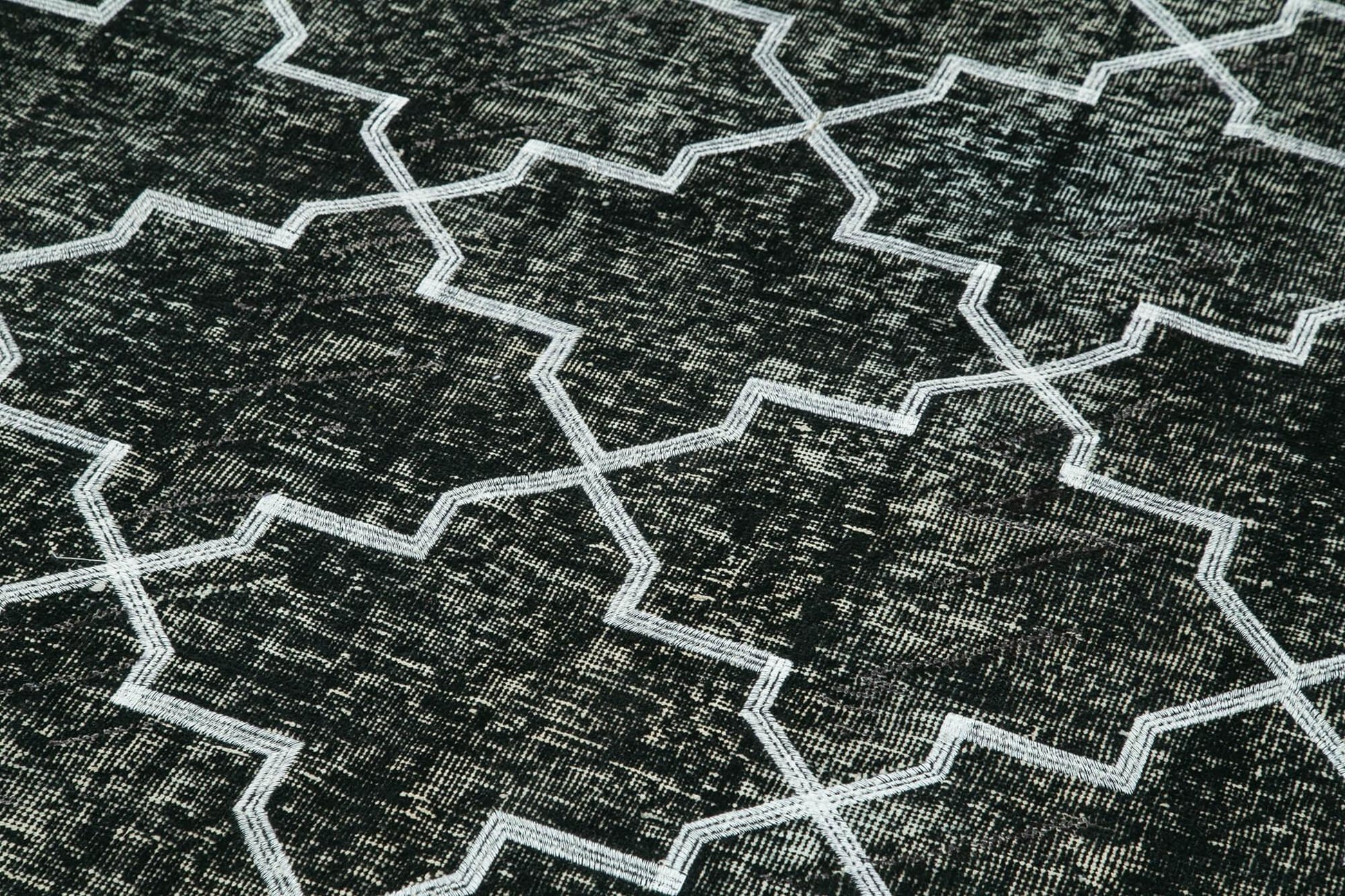 Geometric Carpet Siyah Geometrik Pamuk Yün El Dokuma Halısı 142x352 Agacan