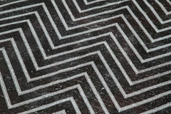 Geometric Carpet Siyah Geometrik Pamuk Yün El Dokuma Halısı 138x395 Agacan