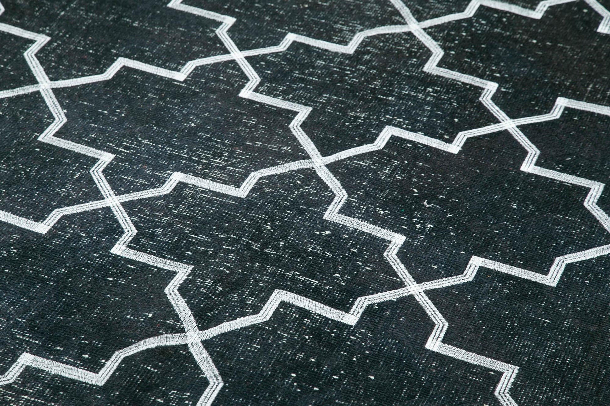Geometric Carpet Siyah Geometrik Pamuk Yün El Dokuma Halısı 140x380 Agacan