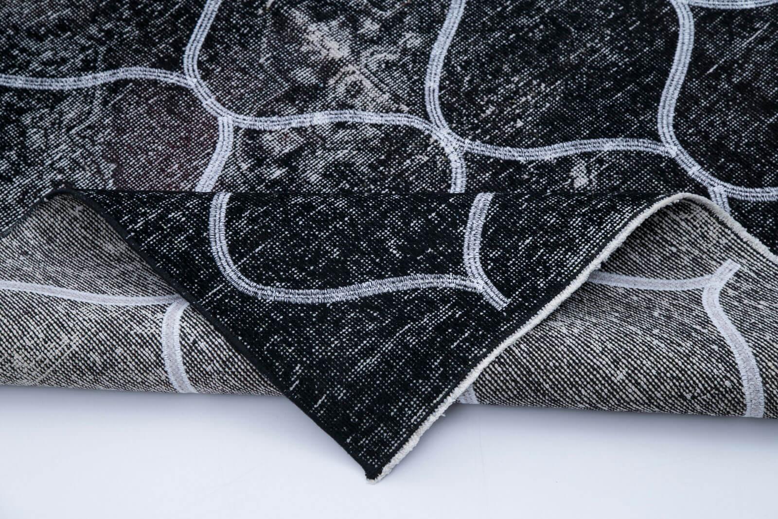 Geometric Carpet Siyah Geometrik Pamuk Yün El Dokuma Halısı 136x384 Agacan