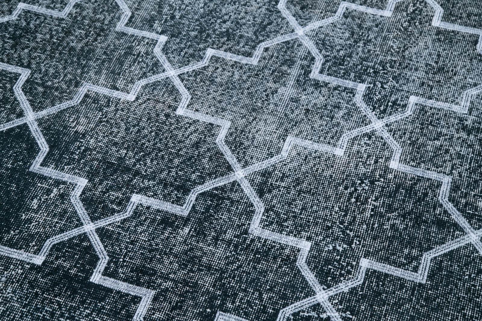 Geometric Carpet Siyah Geometrik Pamuk Yün El Dokuma Halısı 135x412 Agacan