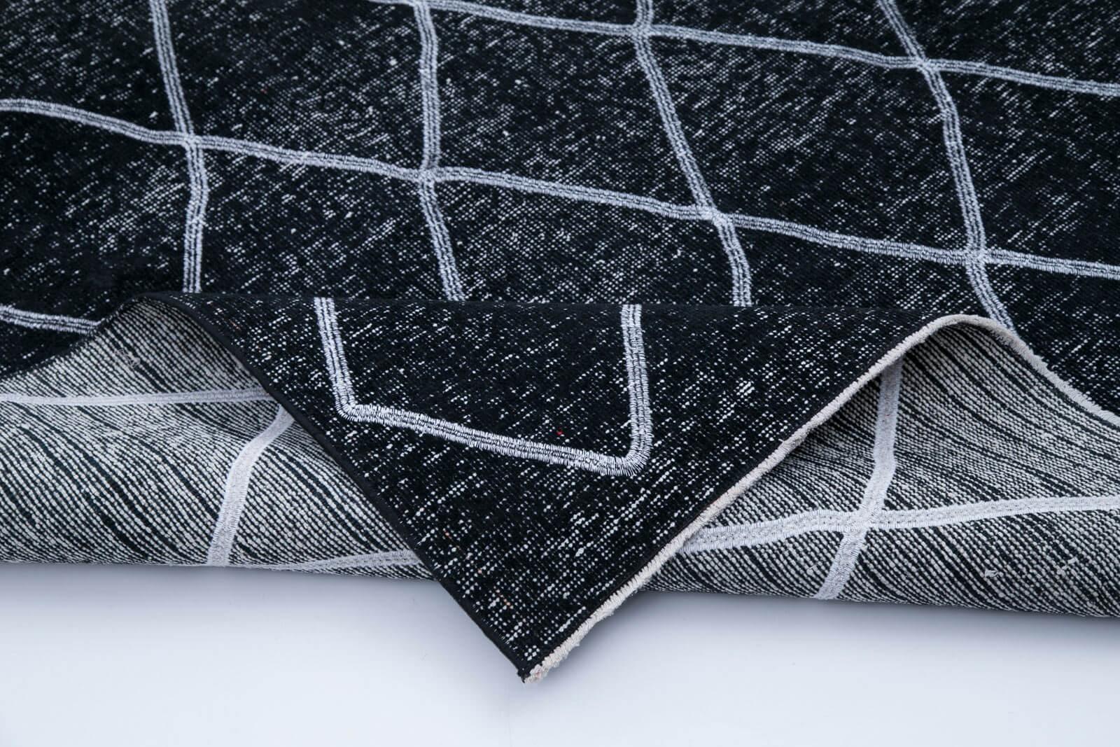 Geometric Carpet Siyah Geometrik Pamuk Yün El Dokuma Halısı 142x392 Agacan