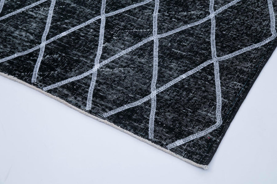 Schwarzer handgeknüpfter Woll-Läufer mit geometrischem Muster 143x395 cm – im Flur