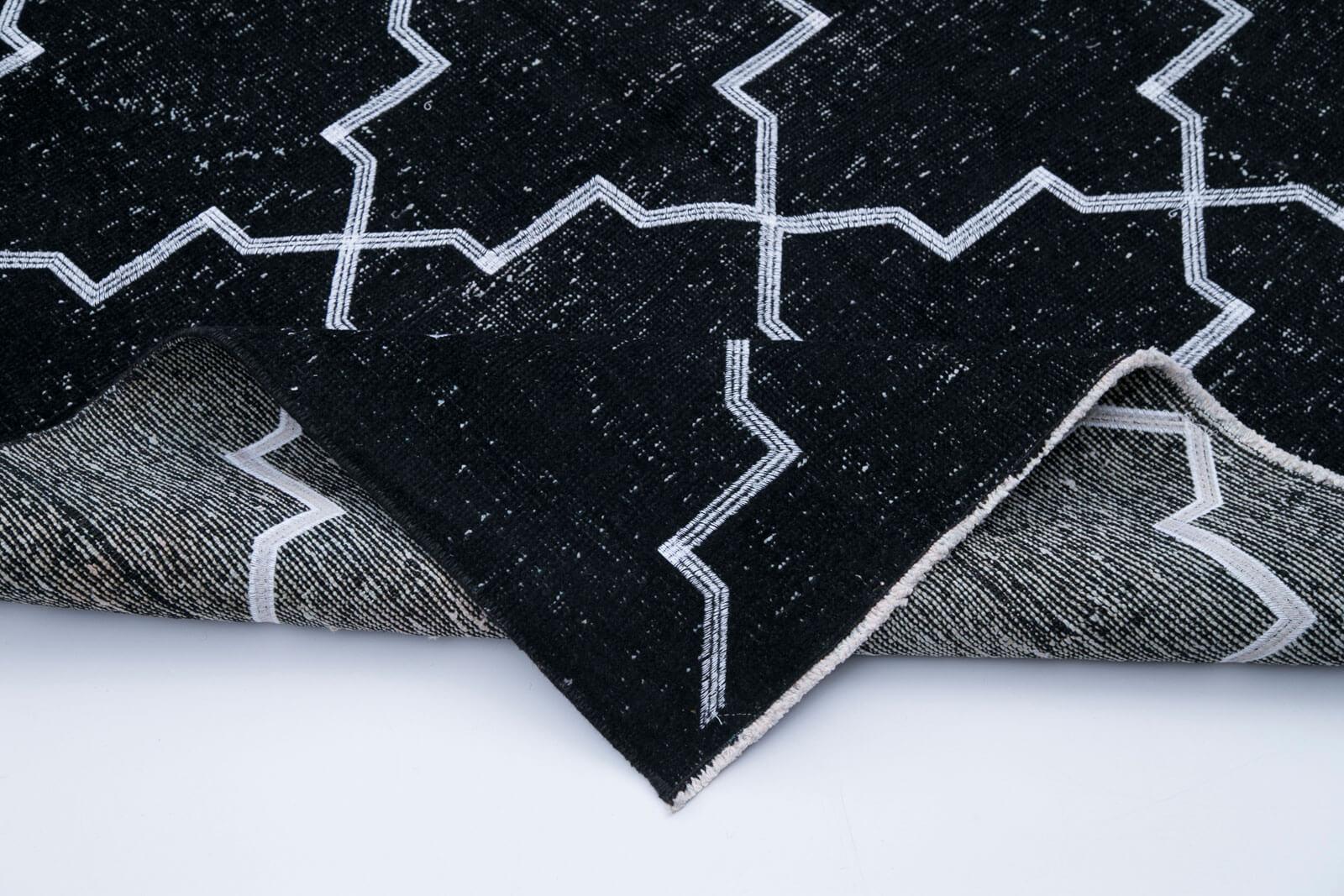 Geometric Carpet Siyah Geometrik Pamuk Yün El Dokuma Halısı 143x386 Agacan
