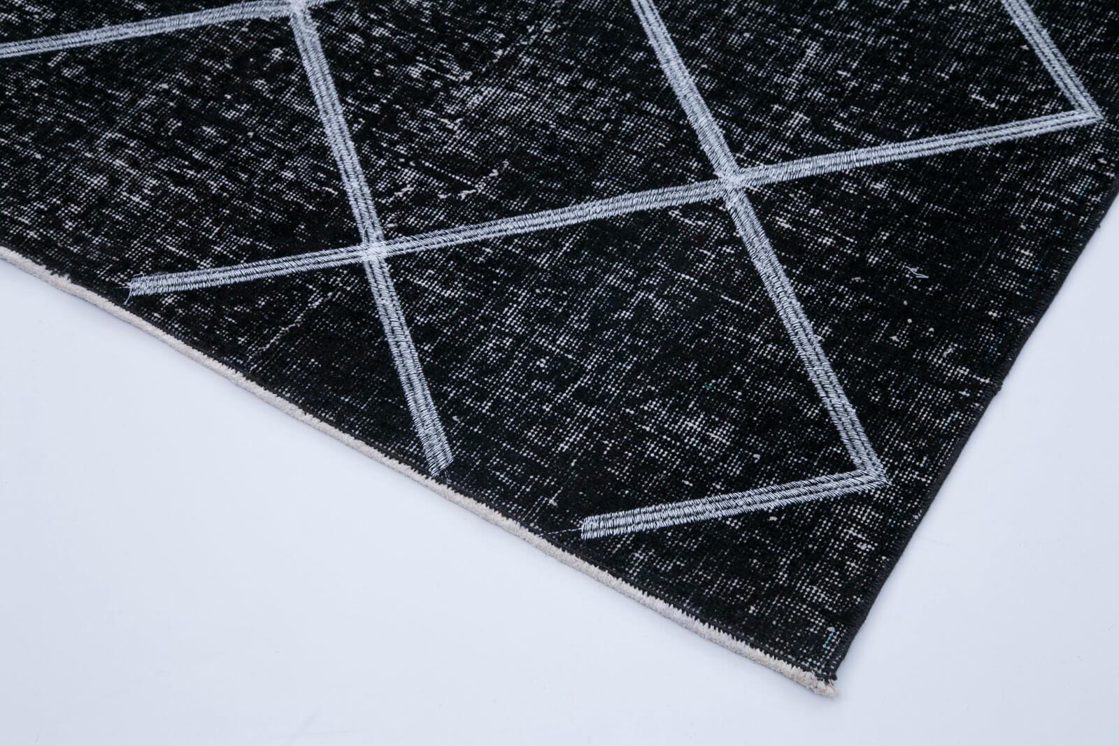 Geometric Carpet Siyah Geometrik Pamuk Yün El Dokuma Halısı 143x317 Agacan