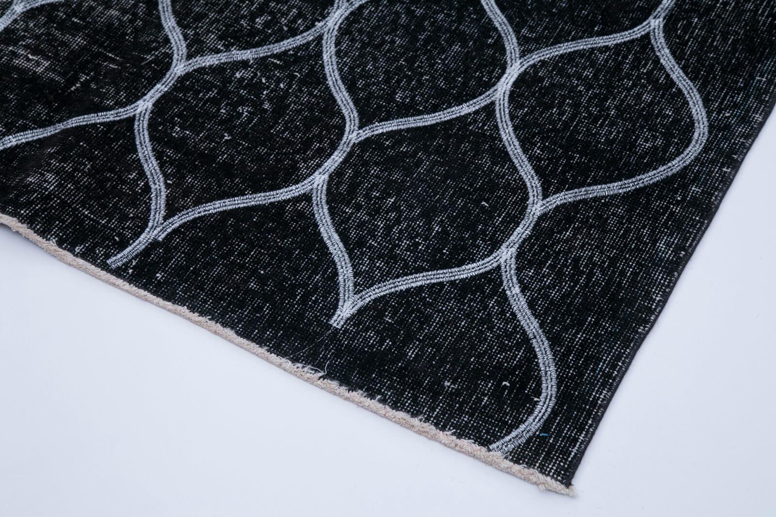 Geometric Carpet Siyah Geometrik Pamuk Yün El Dokuma Halısı 150x387 Agacan