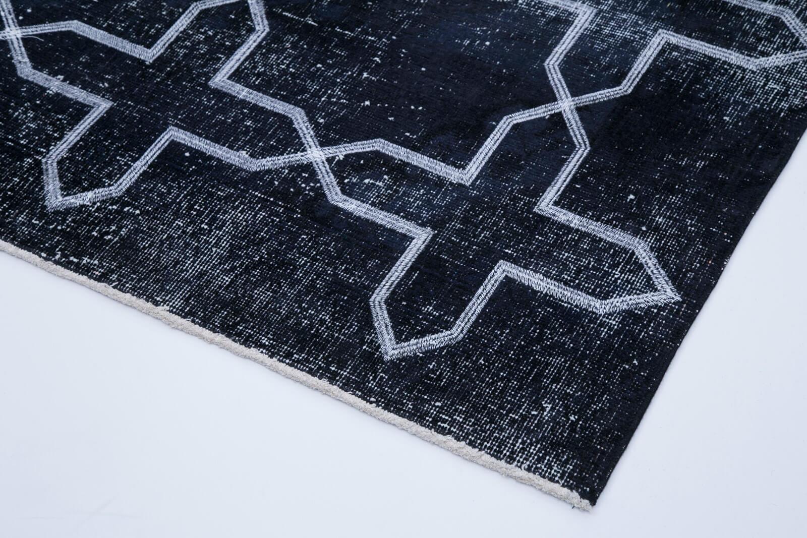 Geometric Carpet Siyah Geometrik Pamuk Yün El Dokuma Halısı 140x392 Agacan
