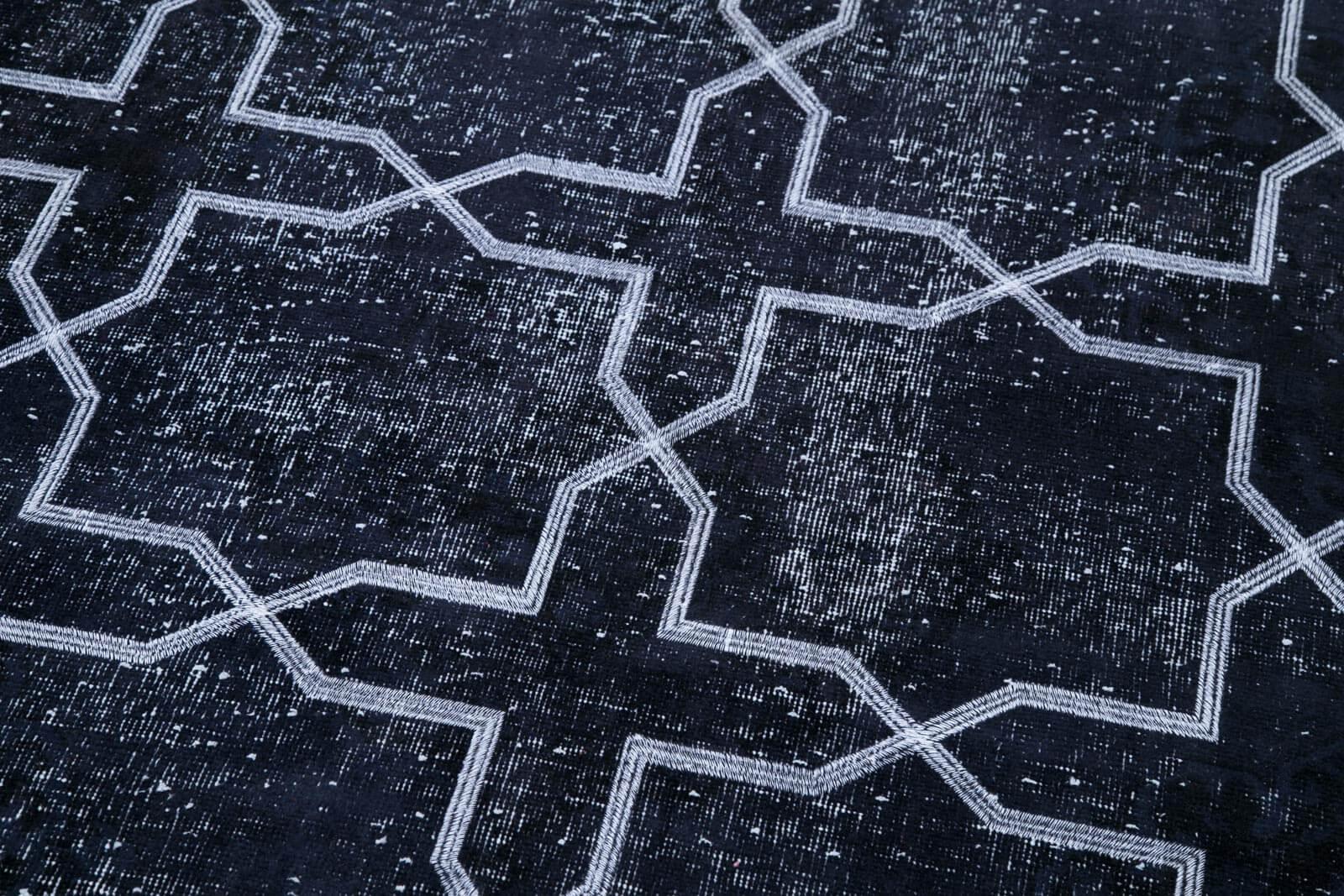 Geometric Carpet Siyah Geometrik Pamuk Yün El Dokuma Halısı 140x392 Agacan