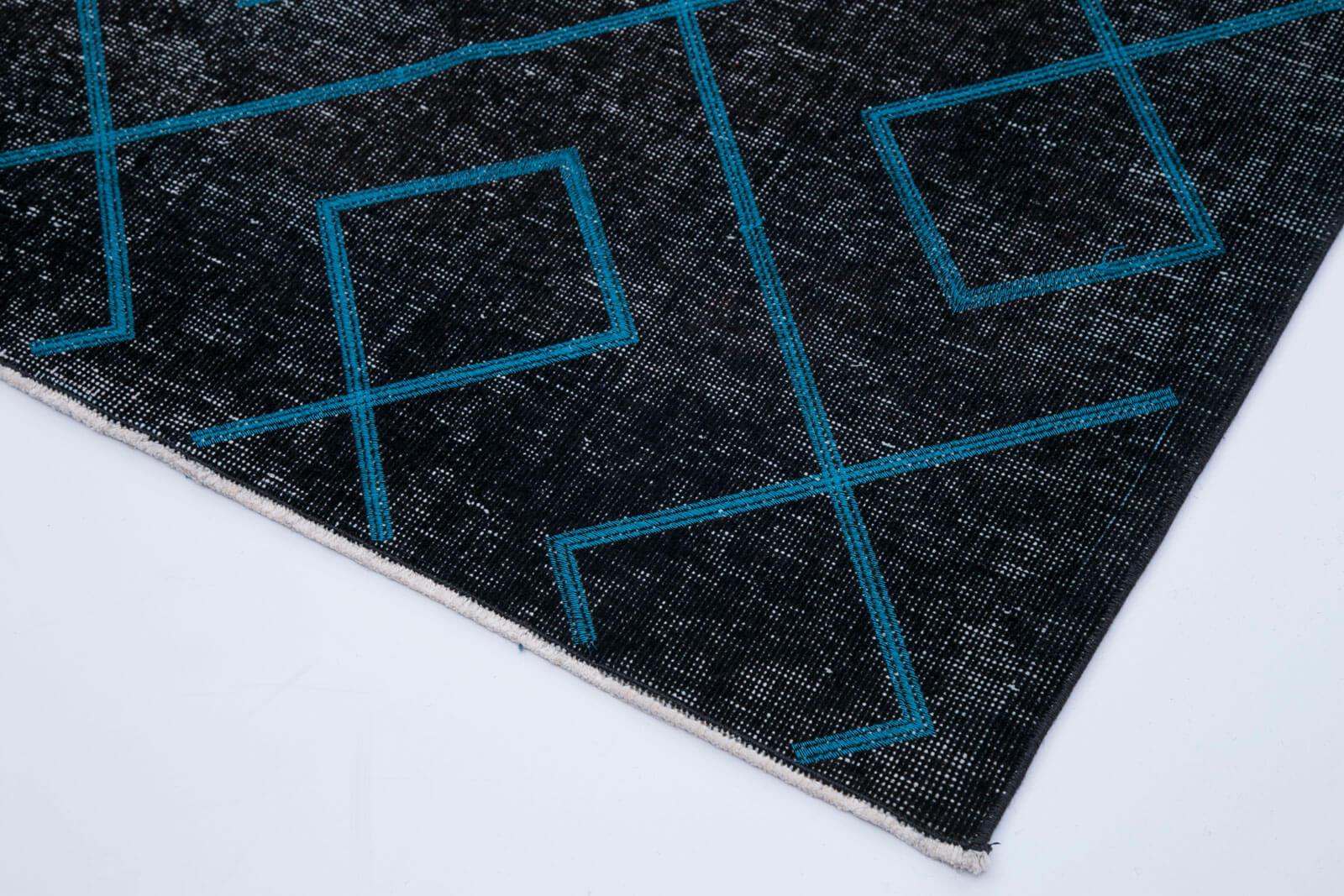 Geometric Carpet Siyah Geometrik Pamuk Yün El Dokuma Halısı 149x396 Agacan