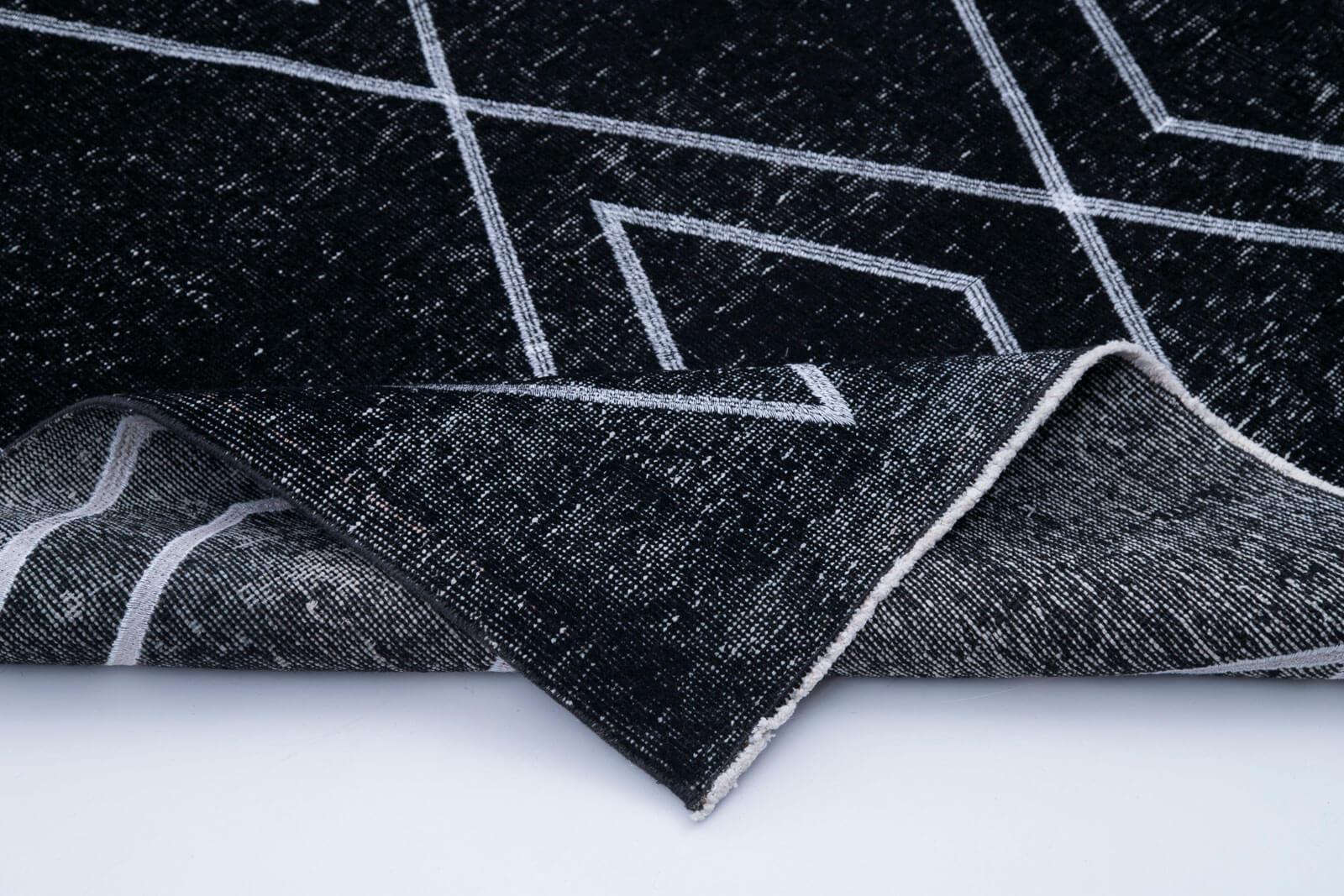 Geometric Carpet Siyah Geometrik Pamuk Yün El Dokuma Halısı 143x420 Agacan