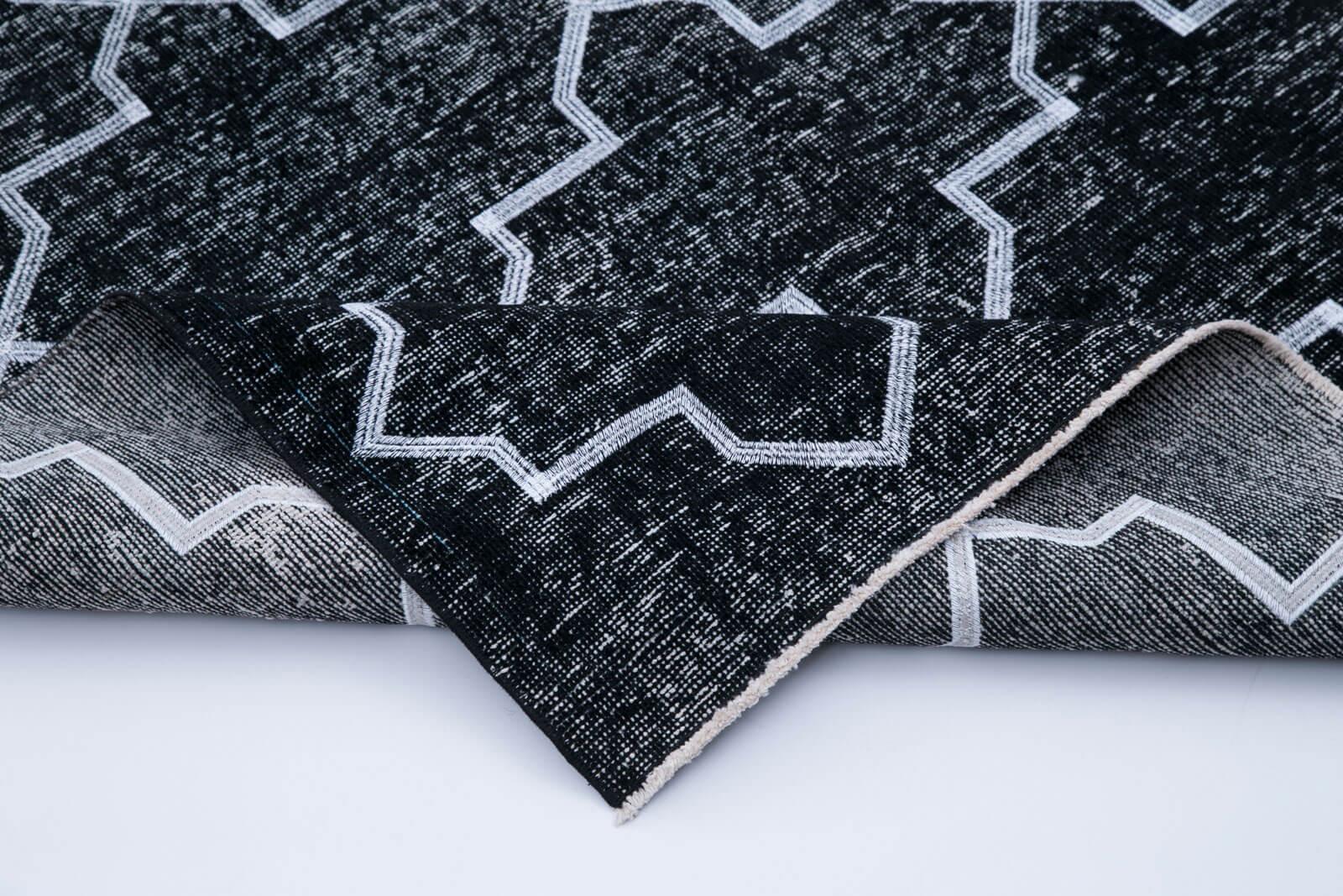 Geometric Carpet Siyah Geometrik Pamuk Yün El Dokuma Halısı 145x405 Agacan