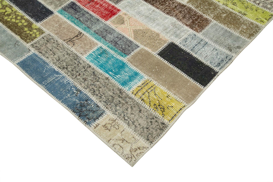 Grey Geometric Vintage Hand-Knotted Rug 303x408 cm (9'11" x 13'5") – in the living room