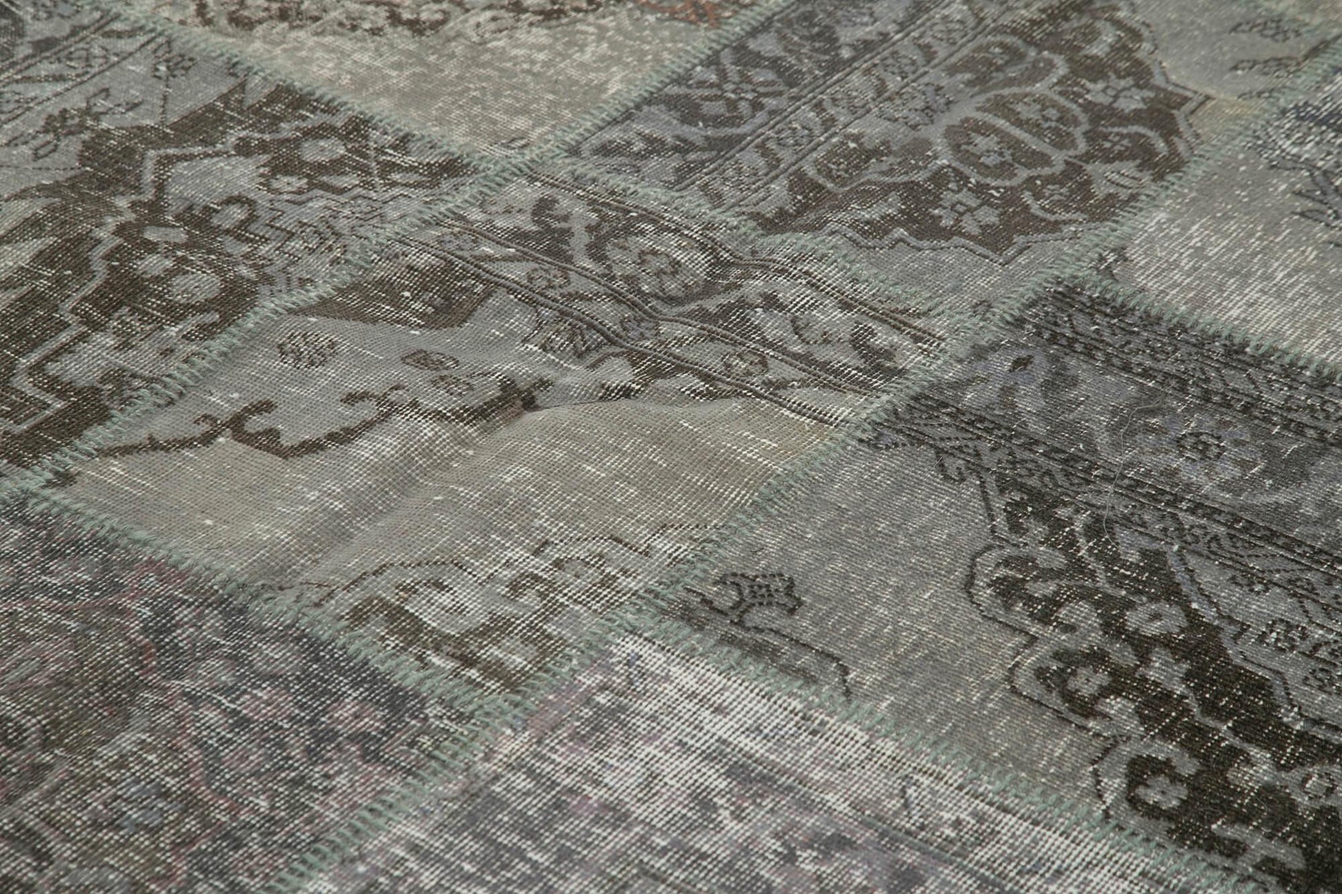 Kırk Yama Gri Patchwork Pamuk Yün El Dokuma Halısı 251x356 Agacan