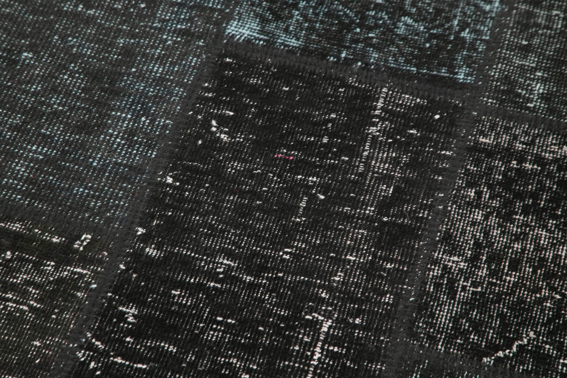 Kırk Yama Siyah Patchwork Pamuk Yün El Dokuma Halısı 85x299 Agacan