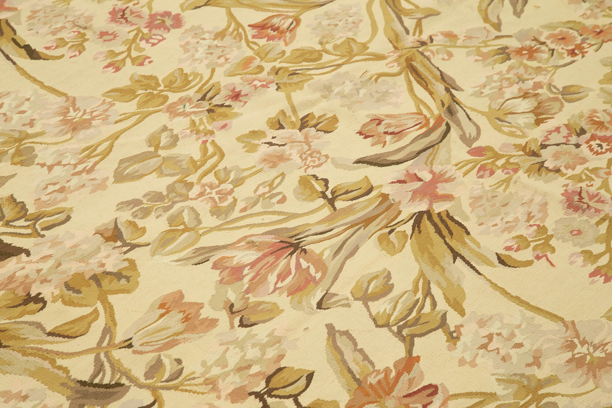 Aubusson Floral Bej Çiçekli Pamuk Yün El Dokuma Halısı 266x366 Agacan