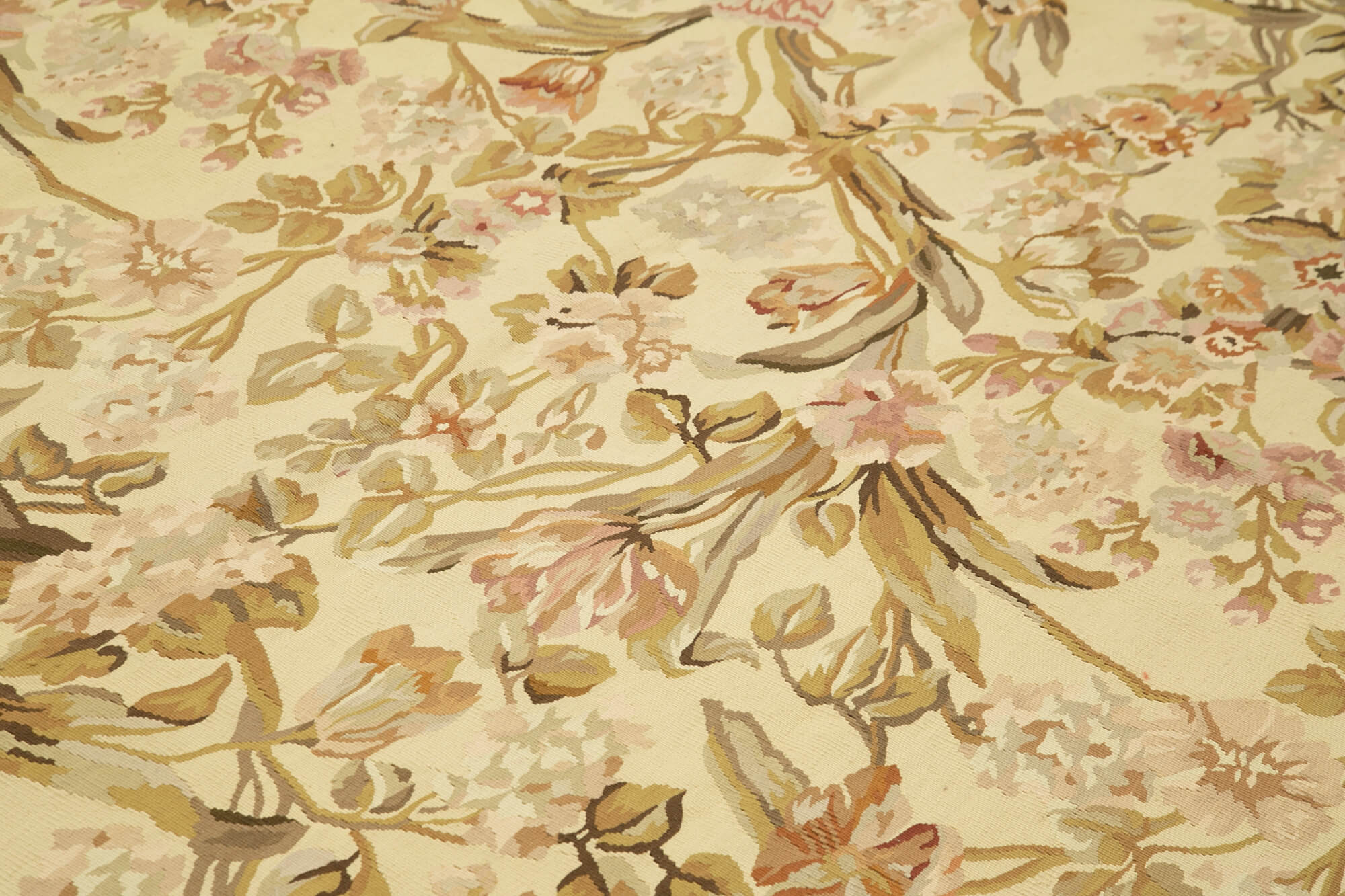 Aubusson Floral Bej Çiçekli Pamuk Yün El Dokuma Halısı 267x370 Agacan