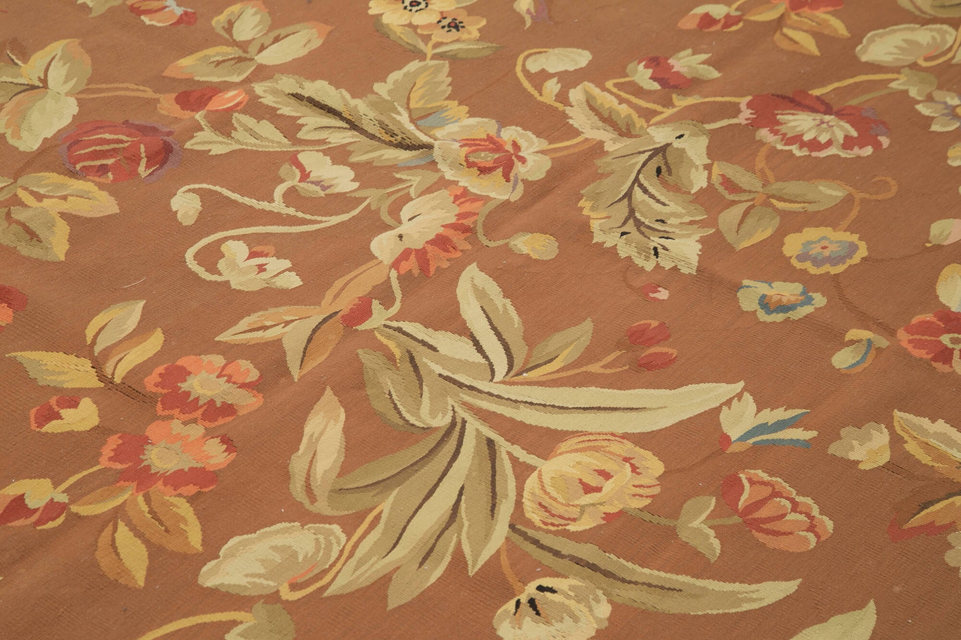 Aubusson Floral Kahverengi Çiçekli Pamuk Yün El Dokuma Halısı 266x361 Agacan