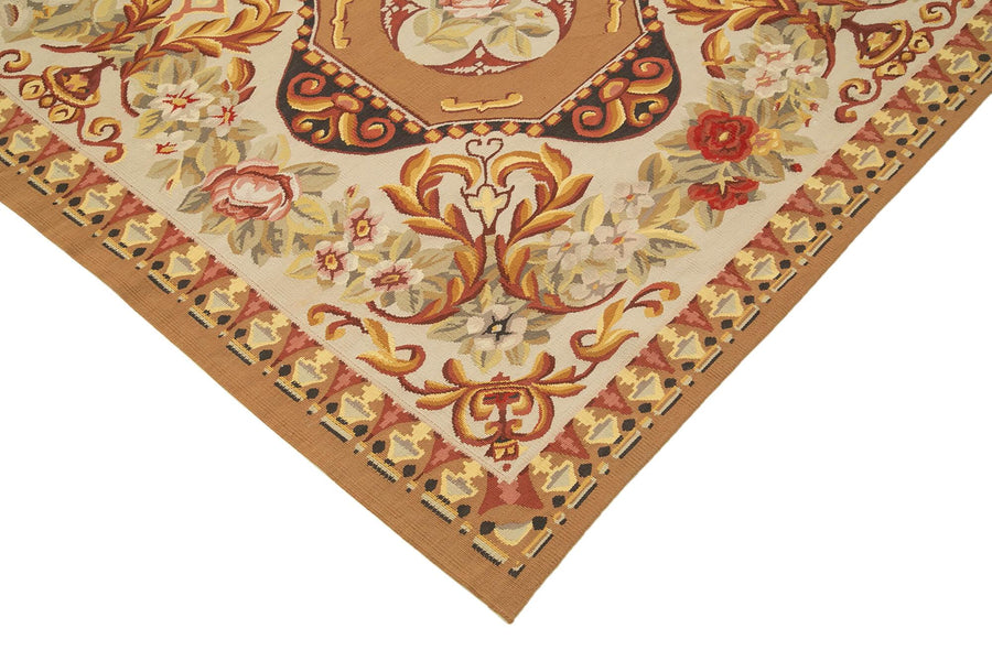 Çiçek Desenli Klasik Kahverengi Aubusson Halı 236x306 cm 29527 – Salon kullanımı