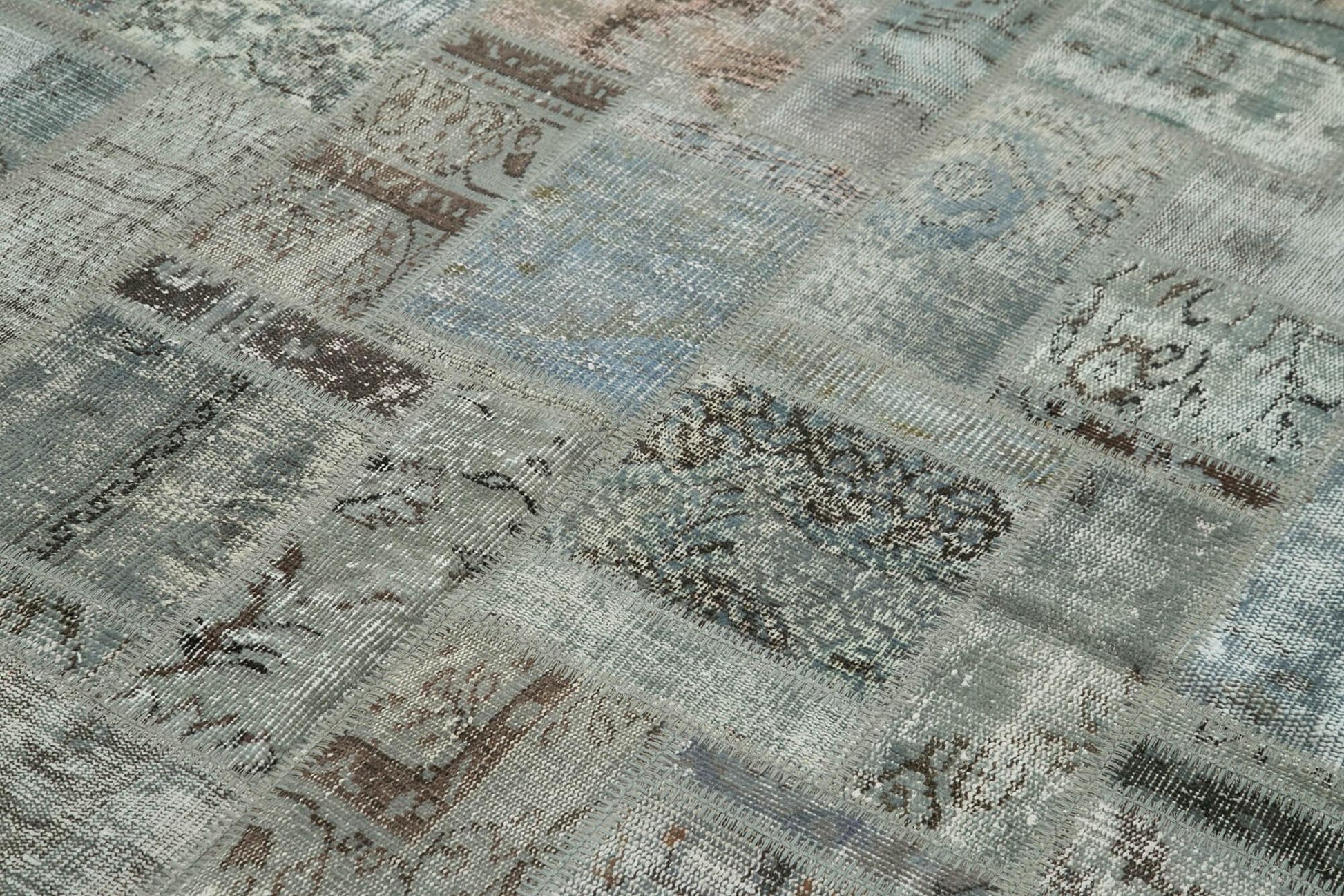 Kırk Yama Gri Patchwork Pamuk Yün El Dokuma Halısı 171x238 Agacan