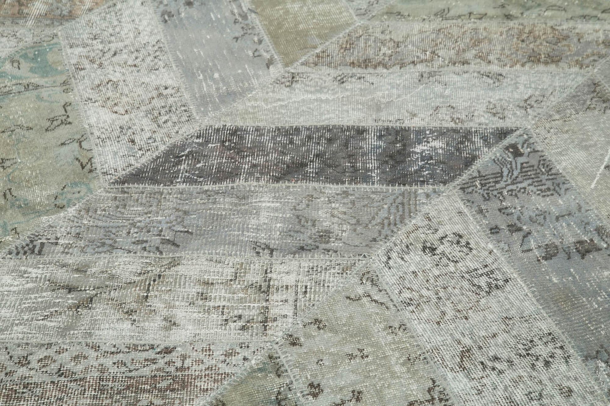 Kırk Yama Gri Patchwork Pamuk Yün El Dokuma Halısı 245x308 Agacan