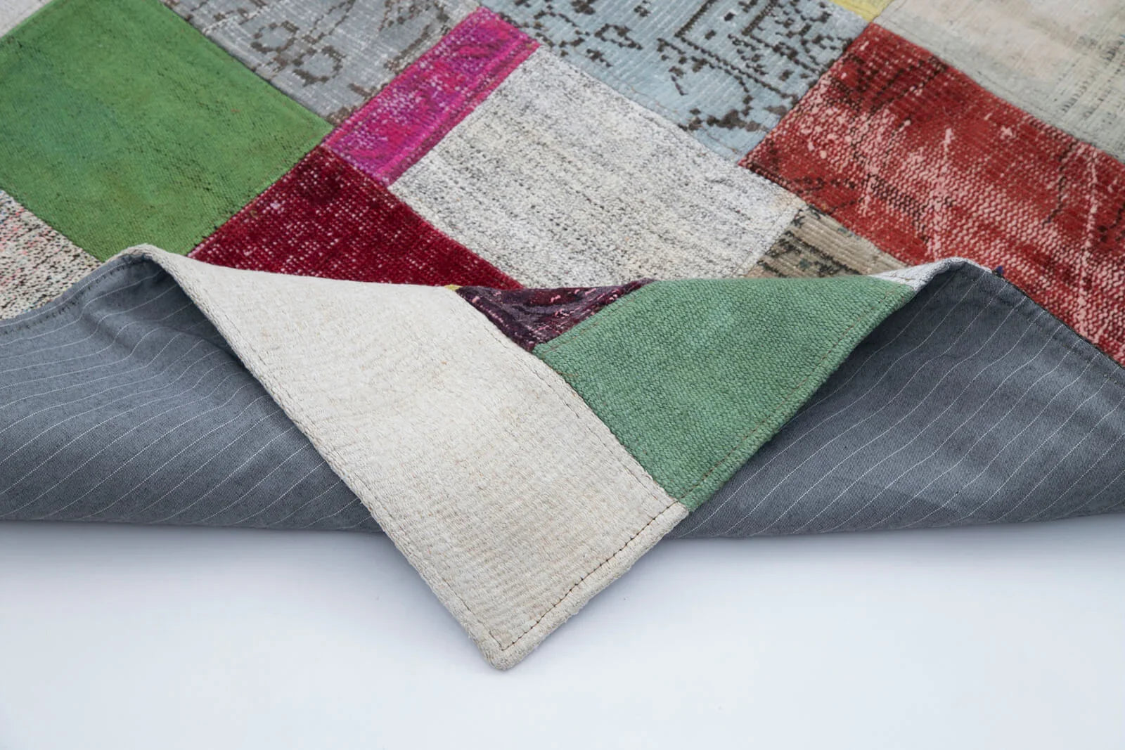 Kırk Yama Gri Patchwork Pamuk Yün El Dokuma Halısı 200x300 Agacan