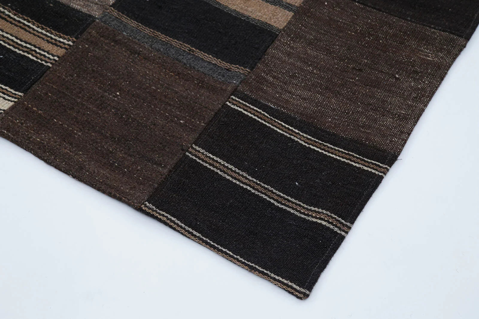 Kırk Yama Kahverengi Patchwork Pamuk Yün El Dokuma Halısı 212x303 Agacan