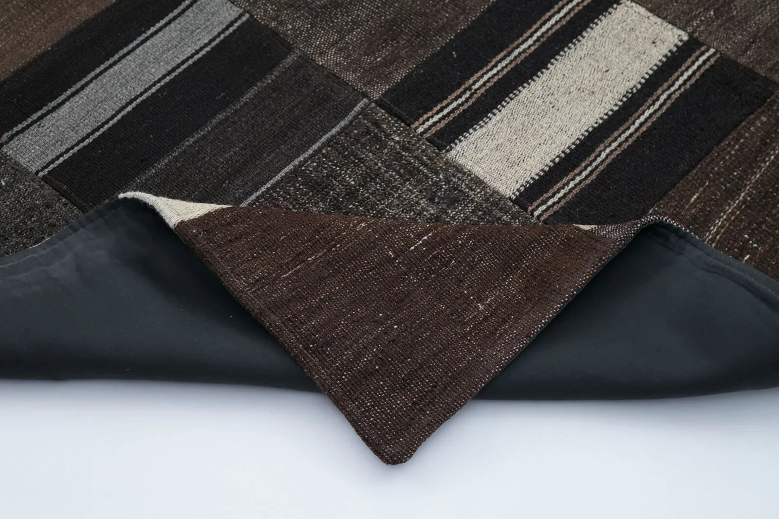 Kırk Yama Kahverengi Patchwork Pamuk Yün El Dokuma Halısı 212x303 Agacan