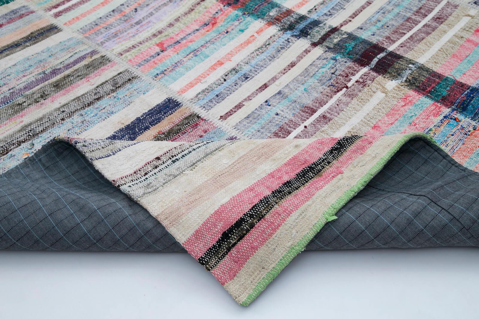Kırk Yama Gri Patchwork Pamuk Yün El Dokuma Halısı 203x299 Agacan
