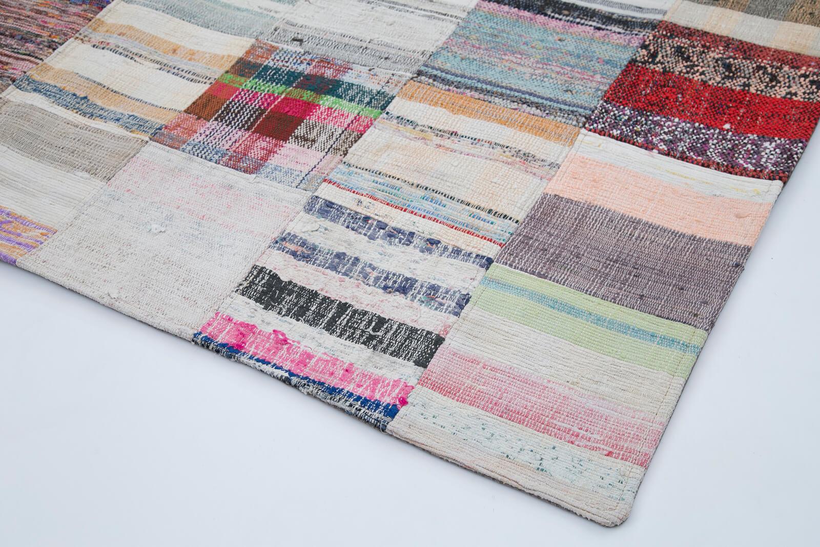 Kırk Yama Beyaz Patchwork Pamuk Yün El Dokuma Halısı 201x301 Agacan