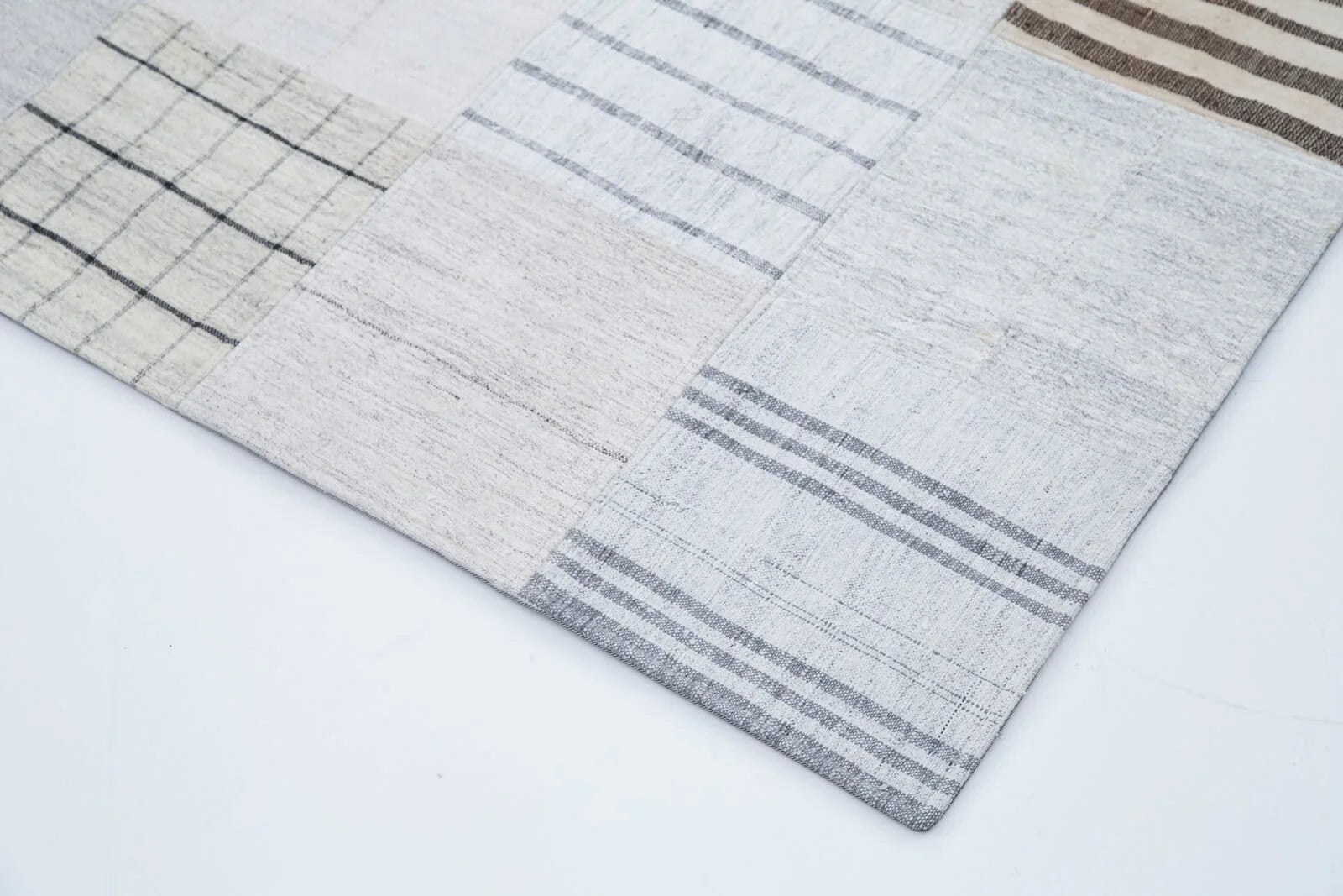 Kırk Yama Bej Patchwork Pamuk Yün El Dokuma Halısı 204x300 Agacan