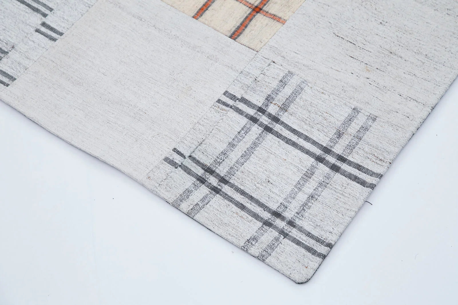 Kırk Yama Gri Patchwork Pamuk Yün El Dokuma Halısı 201x299 Agacan