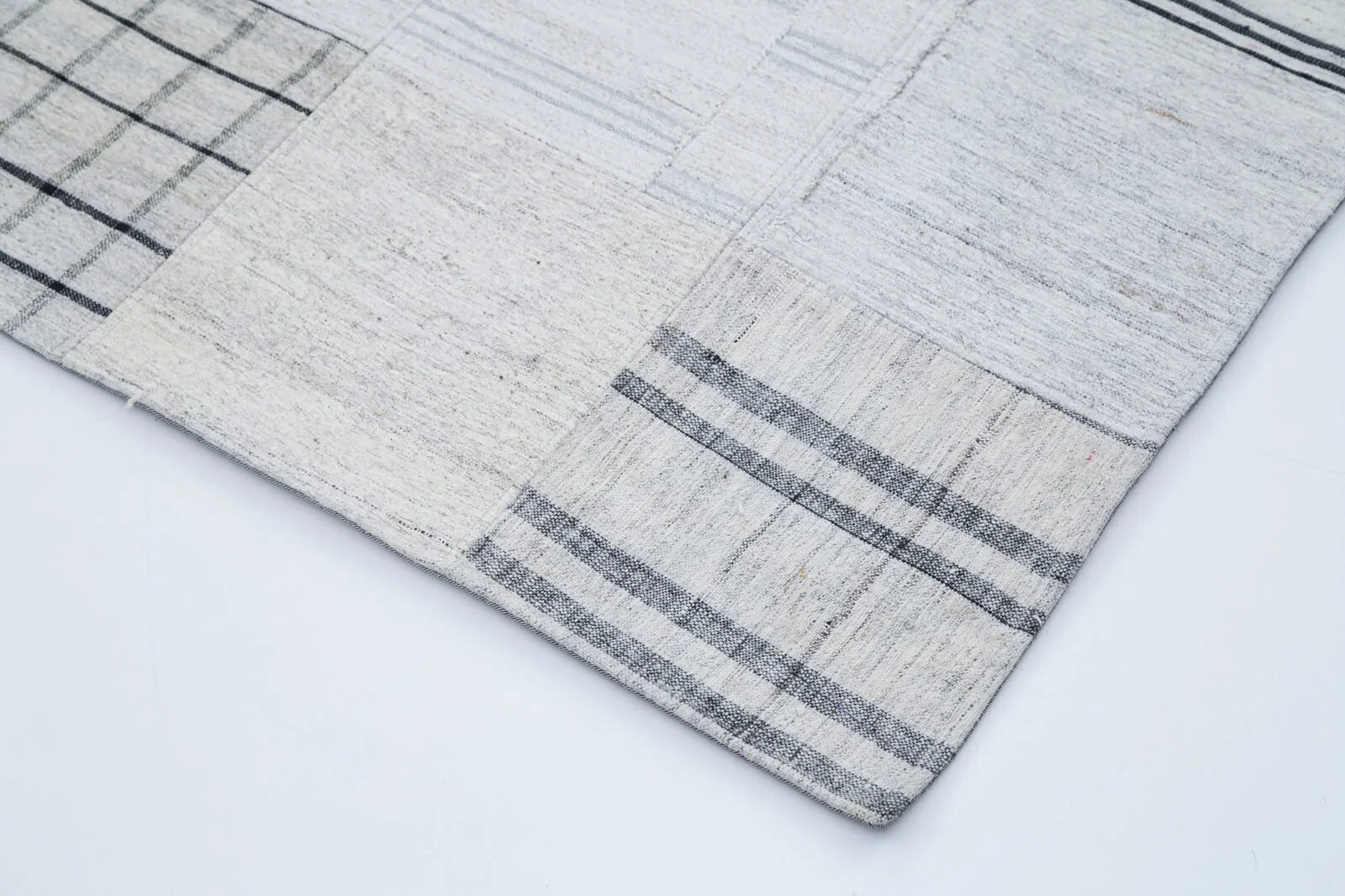Kırk Yama Bej Patchwork Pamuk Yün El Dokuma Halısı 203x300 Agacan