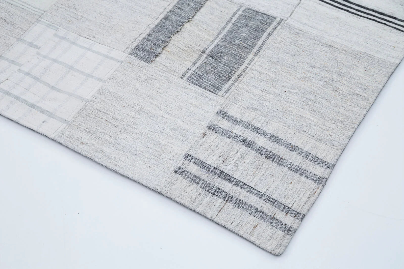 Kırk Yama Bej Patchwork Pamuk Yün El Dokuma Halısı 203x299 Agacan