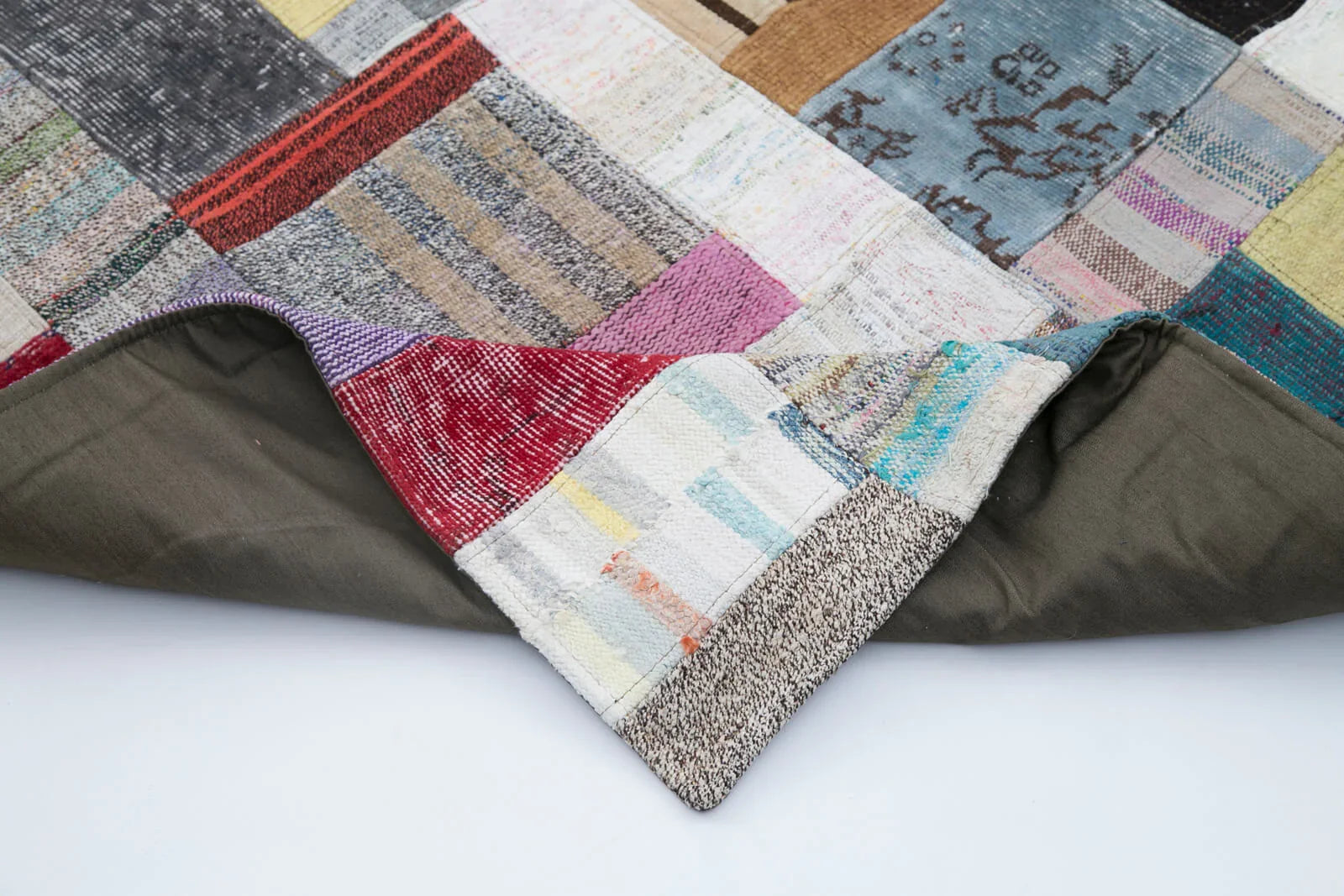 Kırk Yama Gri Patchwork Pamuk Yün El Dokuma Halısı 246x303 Agacan