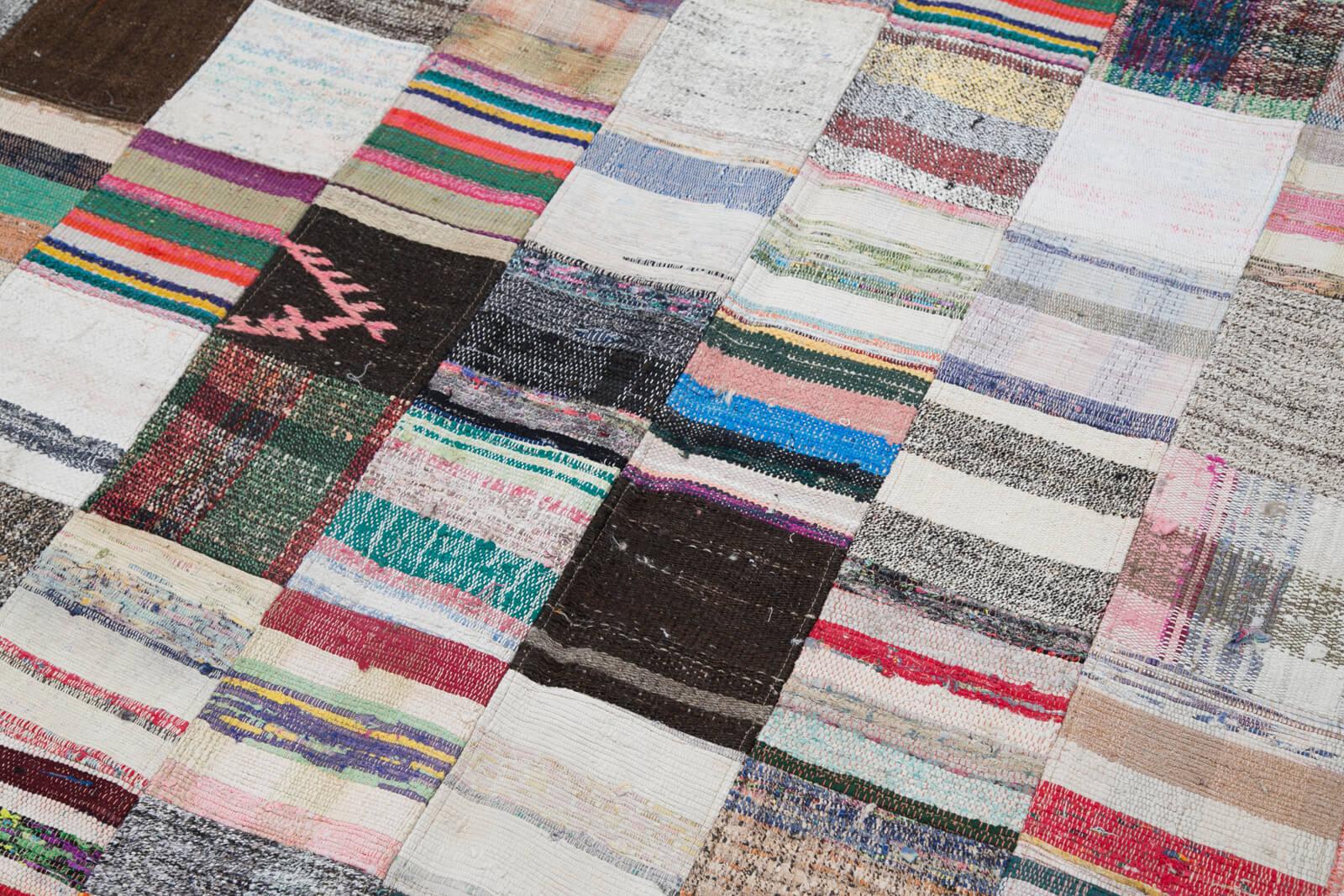 Kırk Yama Gri Patchwork Pamuk Yün El Dokuma Halısı 241x300 Agacan