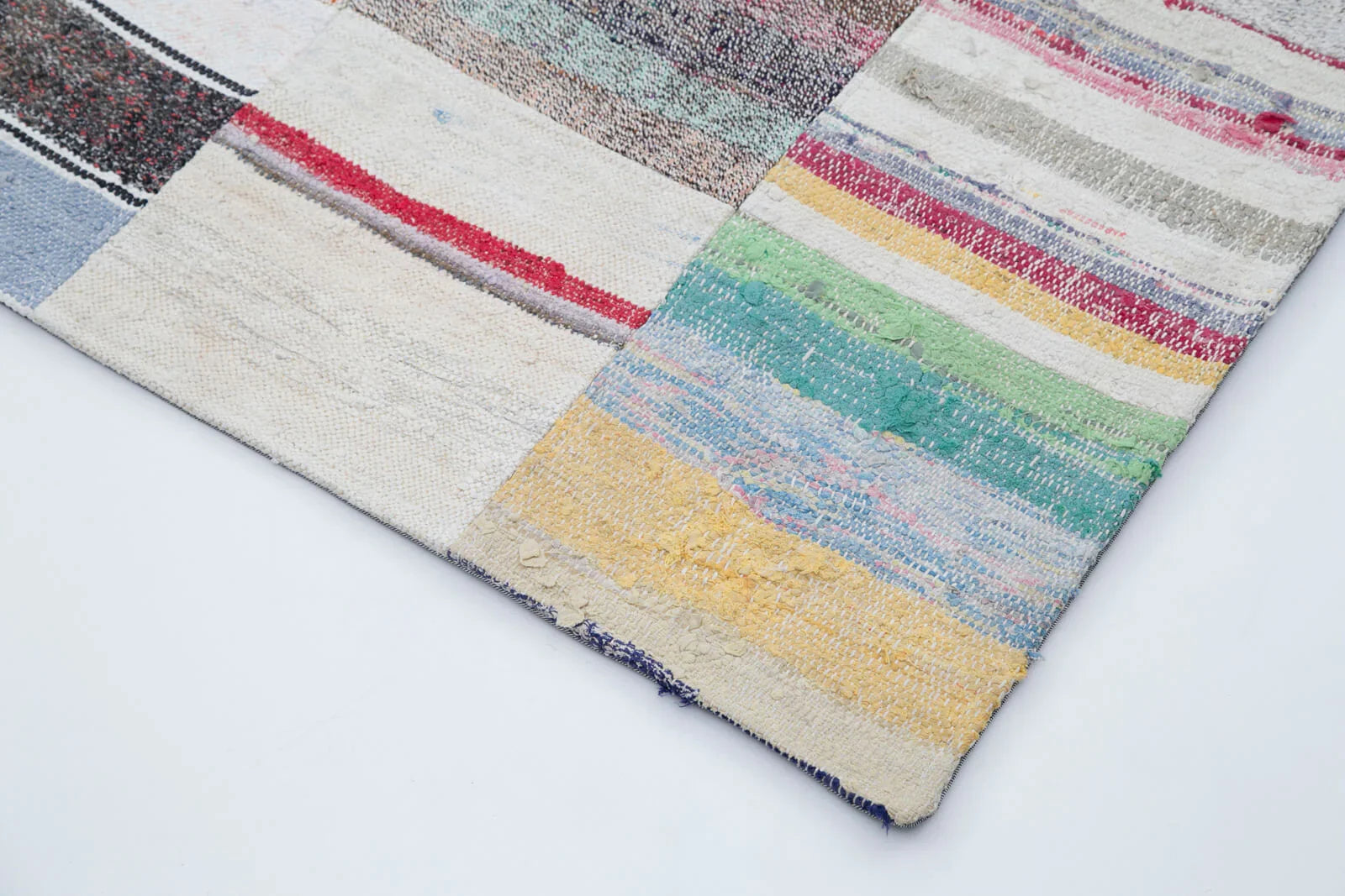 Kırk Yama Gri Patchwork Pamuk Yün El Dokuma Halısı 248x304 Agacan