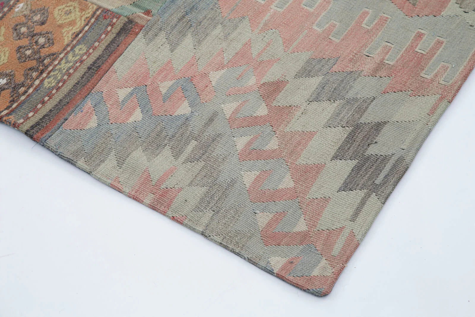 Kırk Yama Gri Patchwork Pamuk Yün El Dokuma Halısı 202x302 Agacan