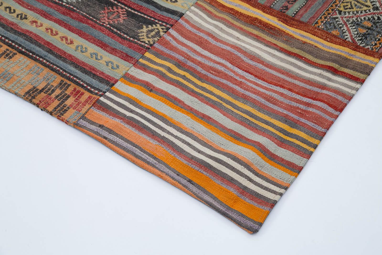 Kırk Yama Kırmızı Patchwork Pamuk Yün El Dokuma Halısı 203x301 Agacan