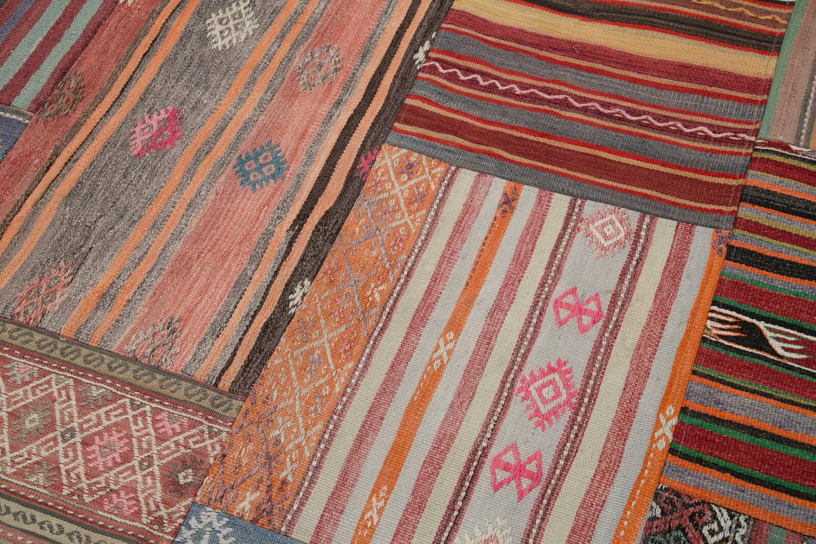 Kırk Yama Kırmızı Patchwork Pamuk Yün El Dokuma Halısı 203x301 Agacan