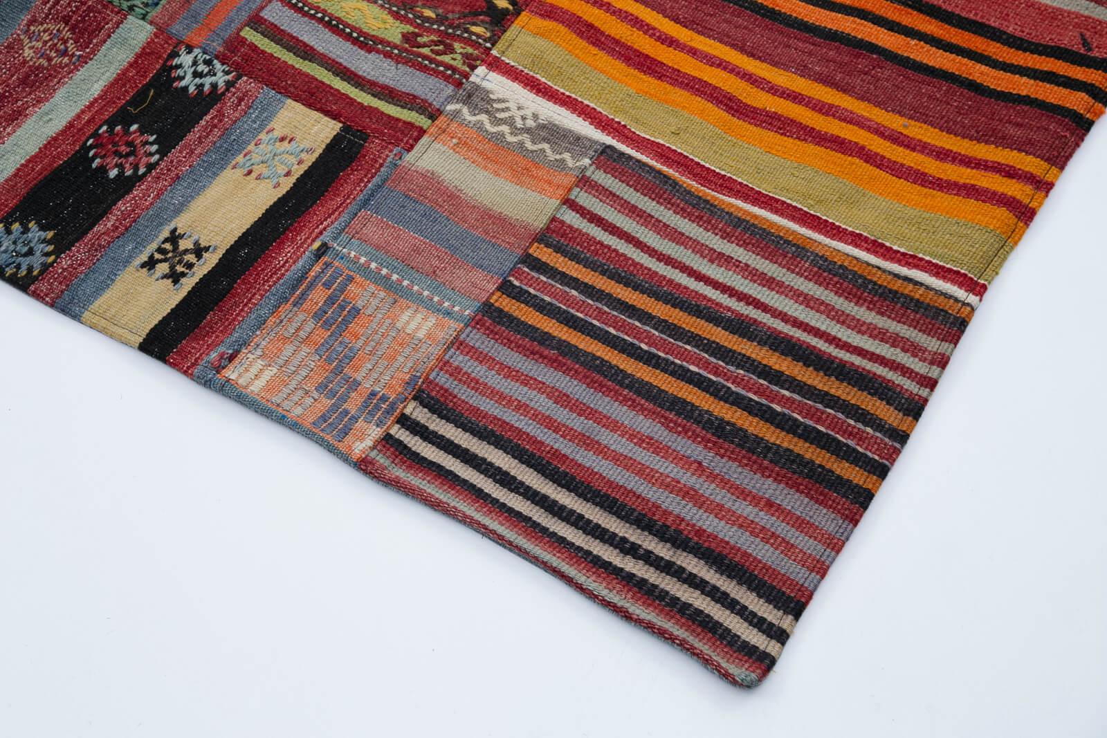 Kırk Yama Kırmızı Patchwork Pamuk Yün El Dokuma Halısı 203x301 Agacan