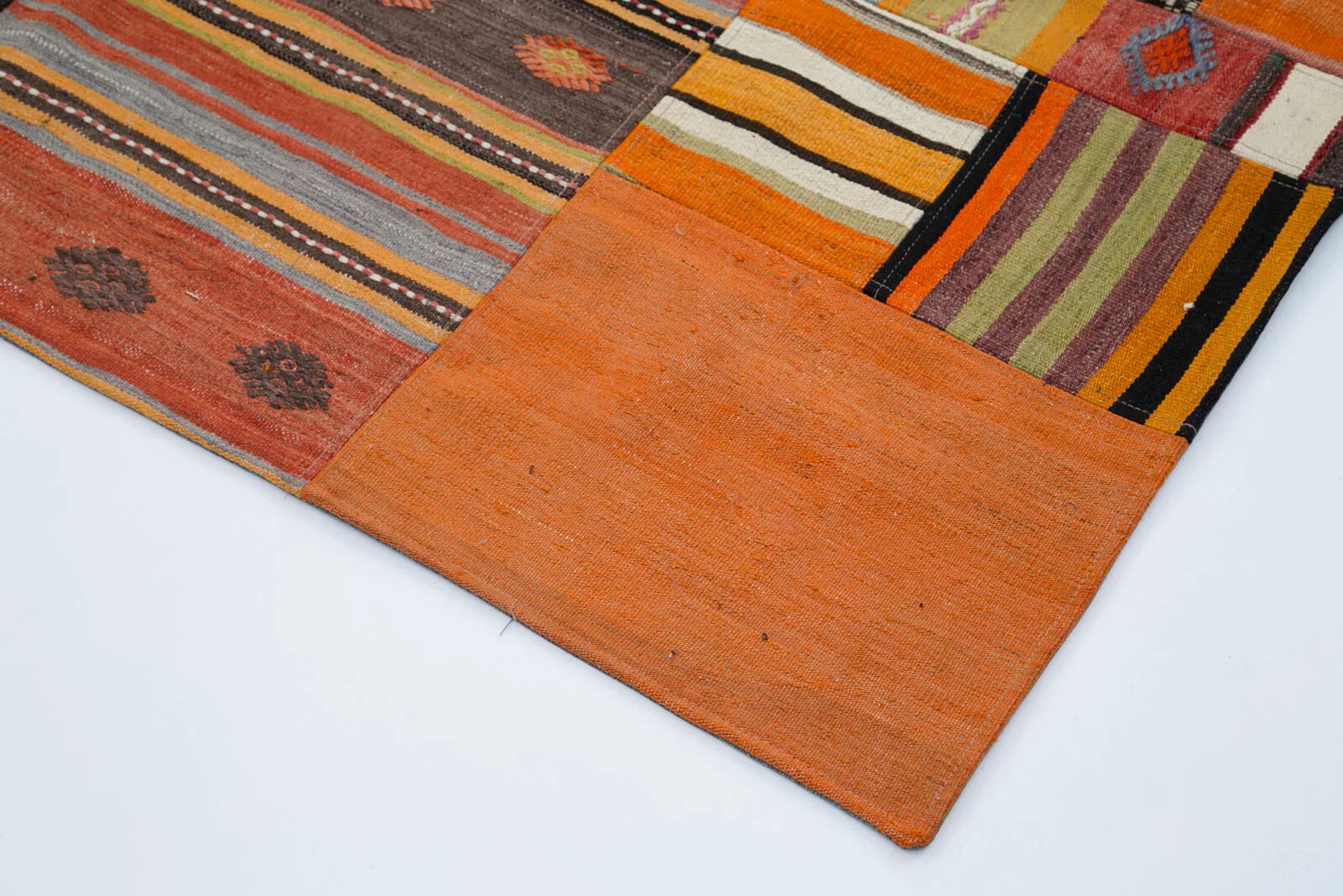 Kırk Yama Turuncu Patchwork Pamuk Yün El Dokuma Halısı 202x300 Agacan