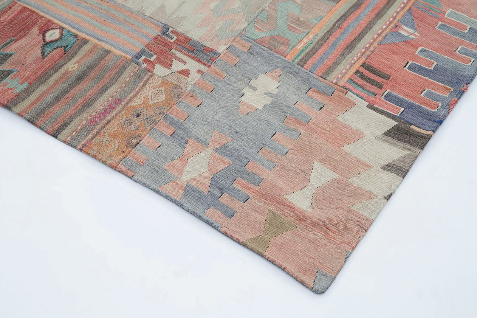 Kırk Yama Bej Patchwork Pamuk Yün El Dokuma Halısı 201x302 Agacan