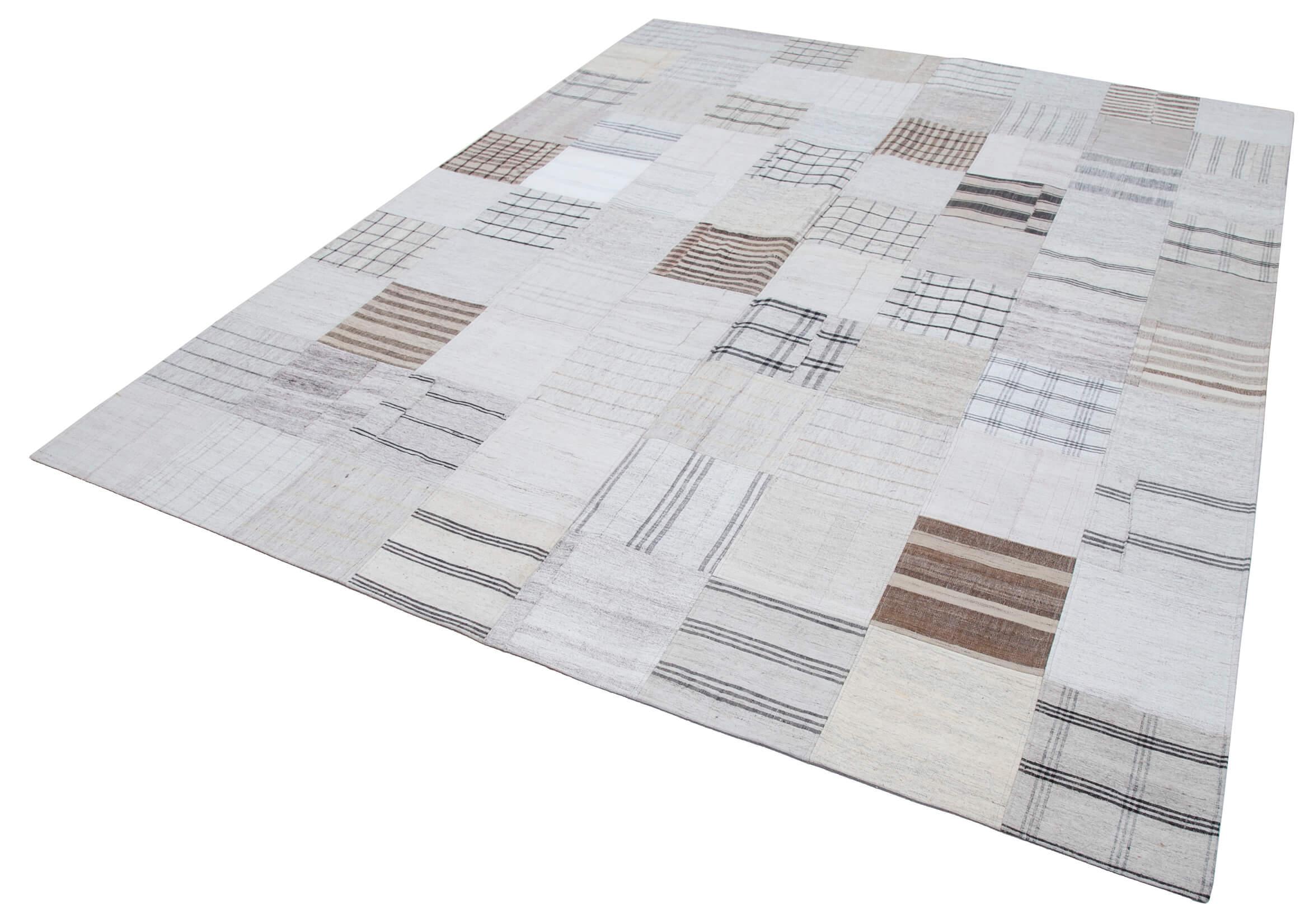 Kırk Yama Beyaz Patchwork Pamuk Yün El Dokuma Halısı 244x302 Agacan