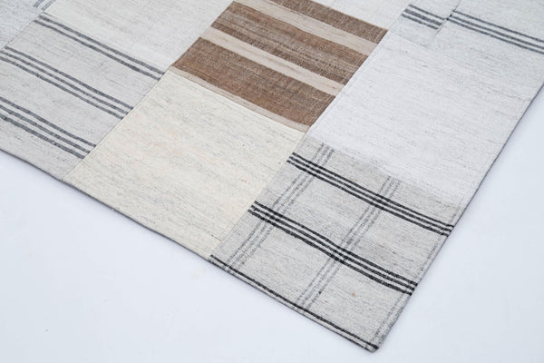 Kırk Yama Beyaz Patchwork Pamuk Yün El Dokuma Halısı 244x302 Agacan