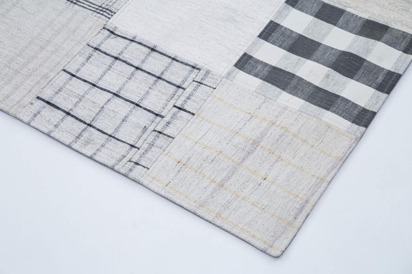 Kırk Yama Beyaz Patchwork Pamuk Yün El Dokuma Halısı 245x304 Agacan