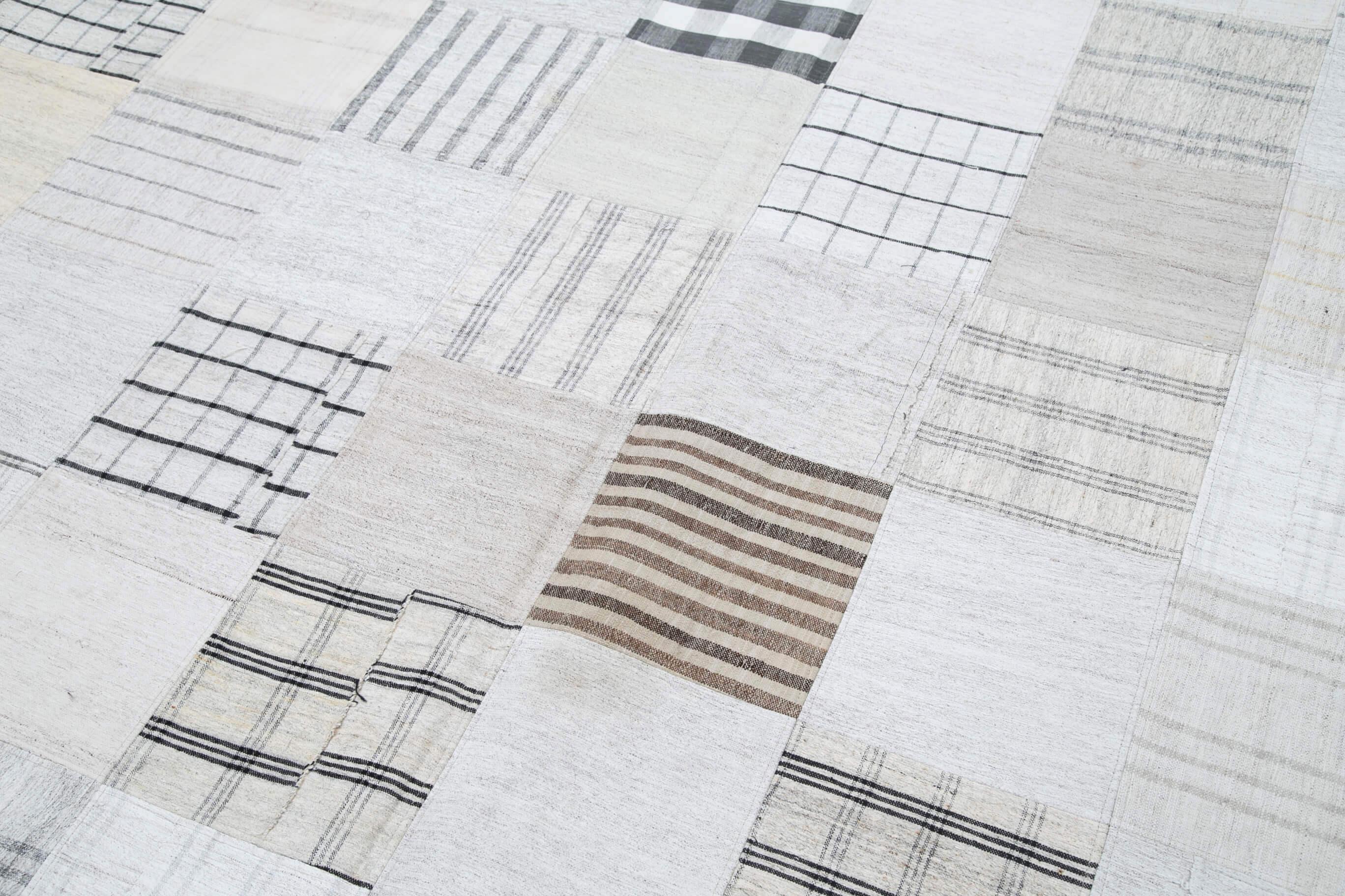 Kırk Yama Gri Patchwork Pamuk Yün El Dokuma Halısı 243x305 Agacan