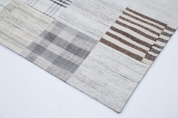 Kırk Yama Beyaz Patchwork Pamuk Yün El Dokuma Halısı 245x302 Agacan
